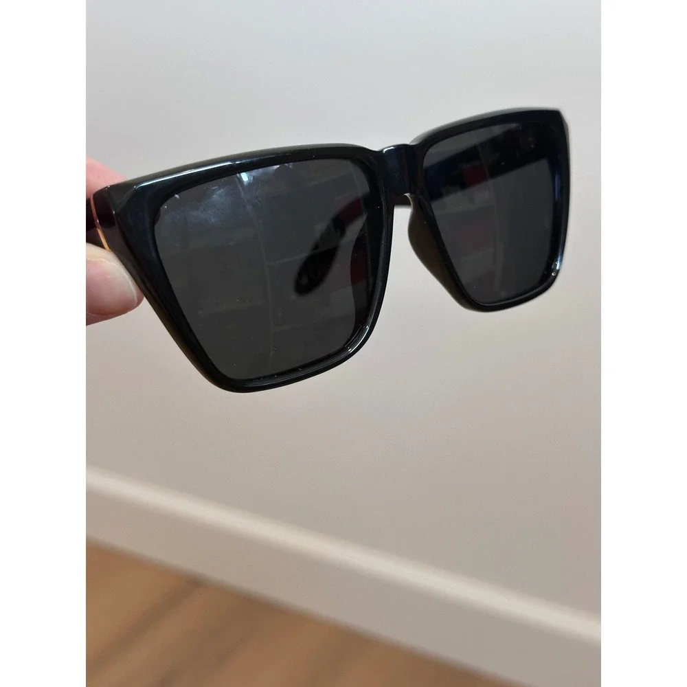 Givenchy GV 7002/S D28E5 Black Square Sunglasses Optyl 58-14-145 Women Designer